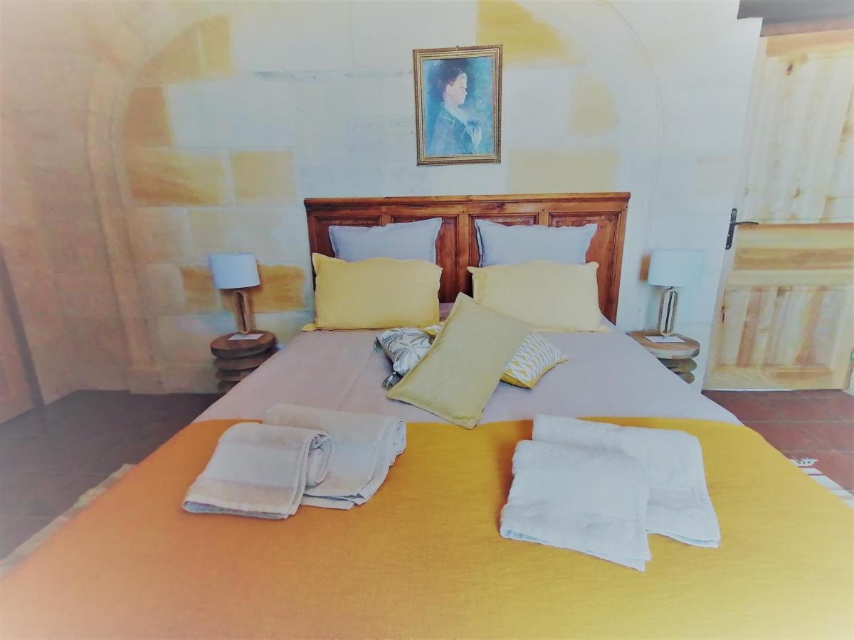 Bed and Breakfast Domaine De Gaia, Piscine, Petanque, Ping Pong, Proche Saint-Emilion Guillac  Exterior foto